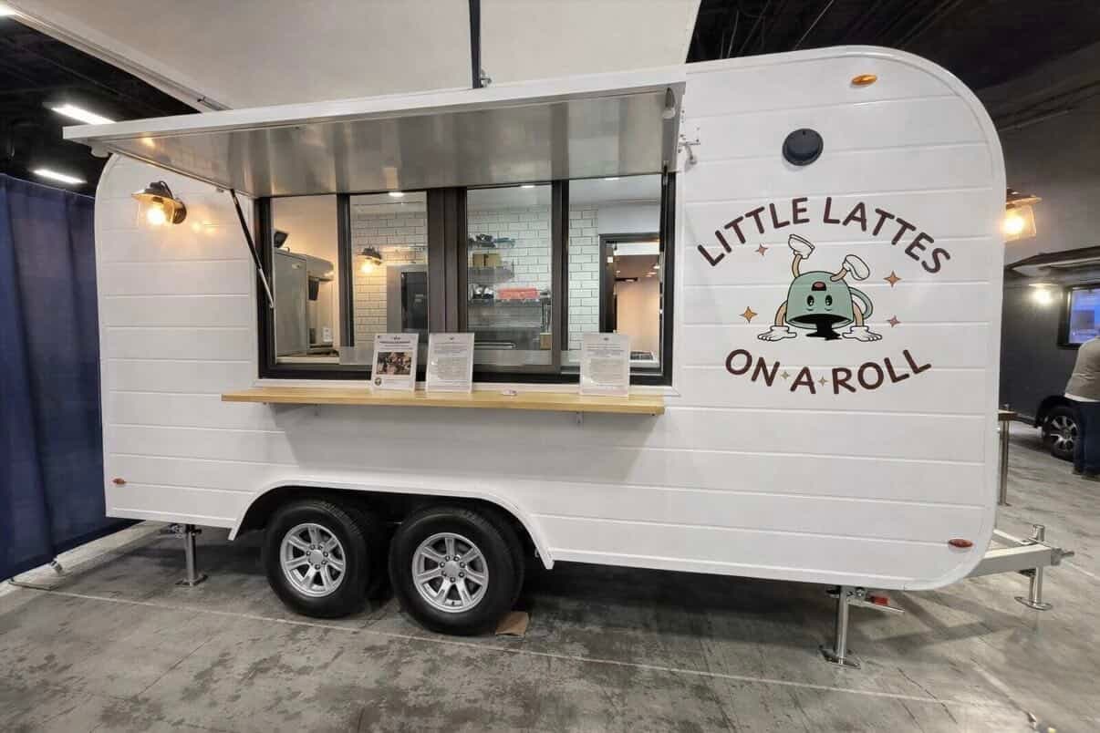 Little Lattes On A Roll mobile trailer